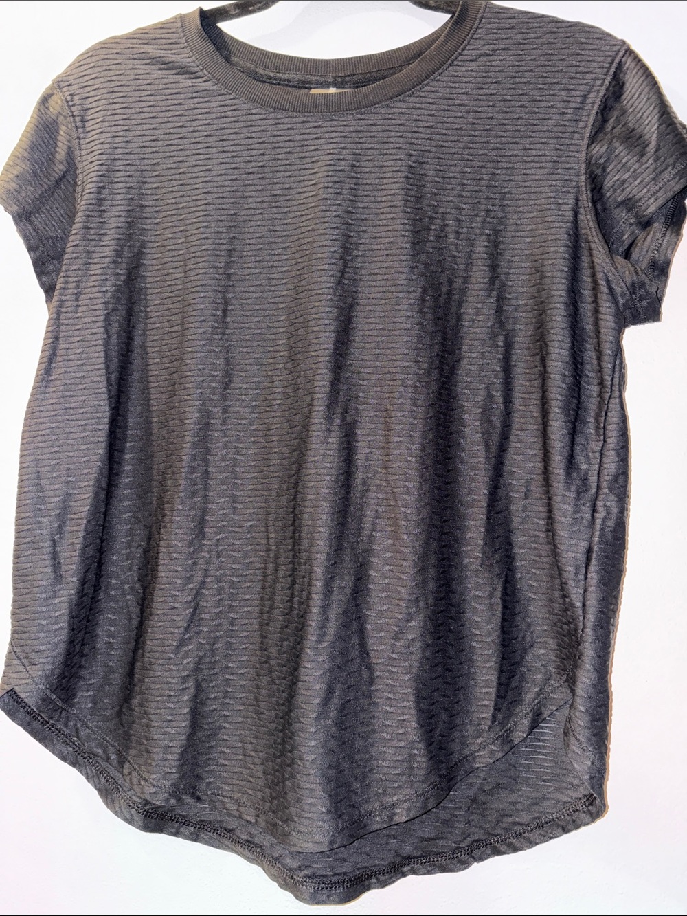 CALIA by Carrie Underwood Black textured Short Sleeve Tee size Medium